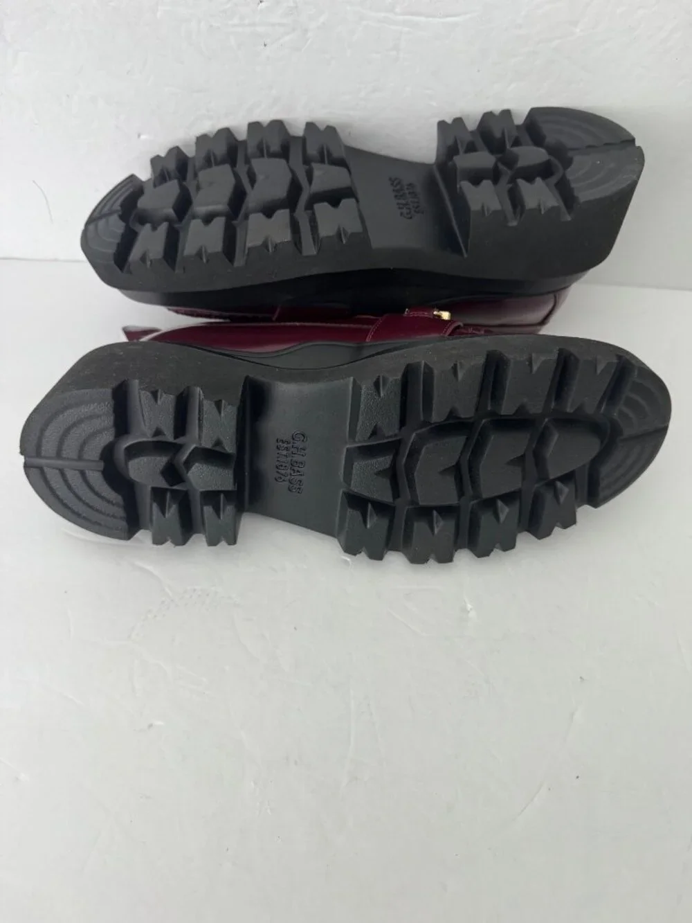 G.H.BASS Women's Platform Lug Chain Burgundy Leather Loafer Size 7.5 EU 38.5 New
